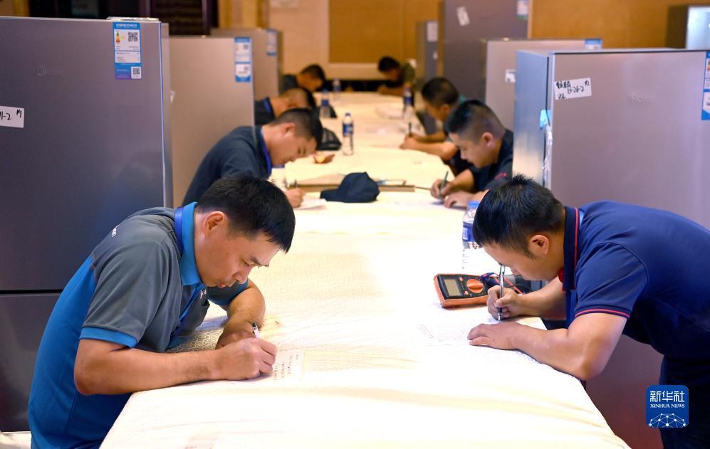 vg棋牌下载